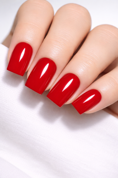 Rouge Intense – Carré Court | Prêt-à-Porter | La Plume de Stella